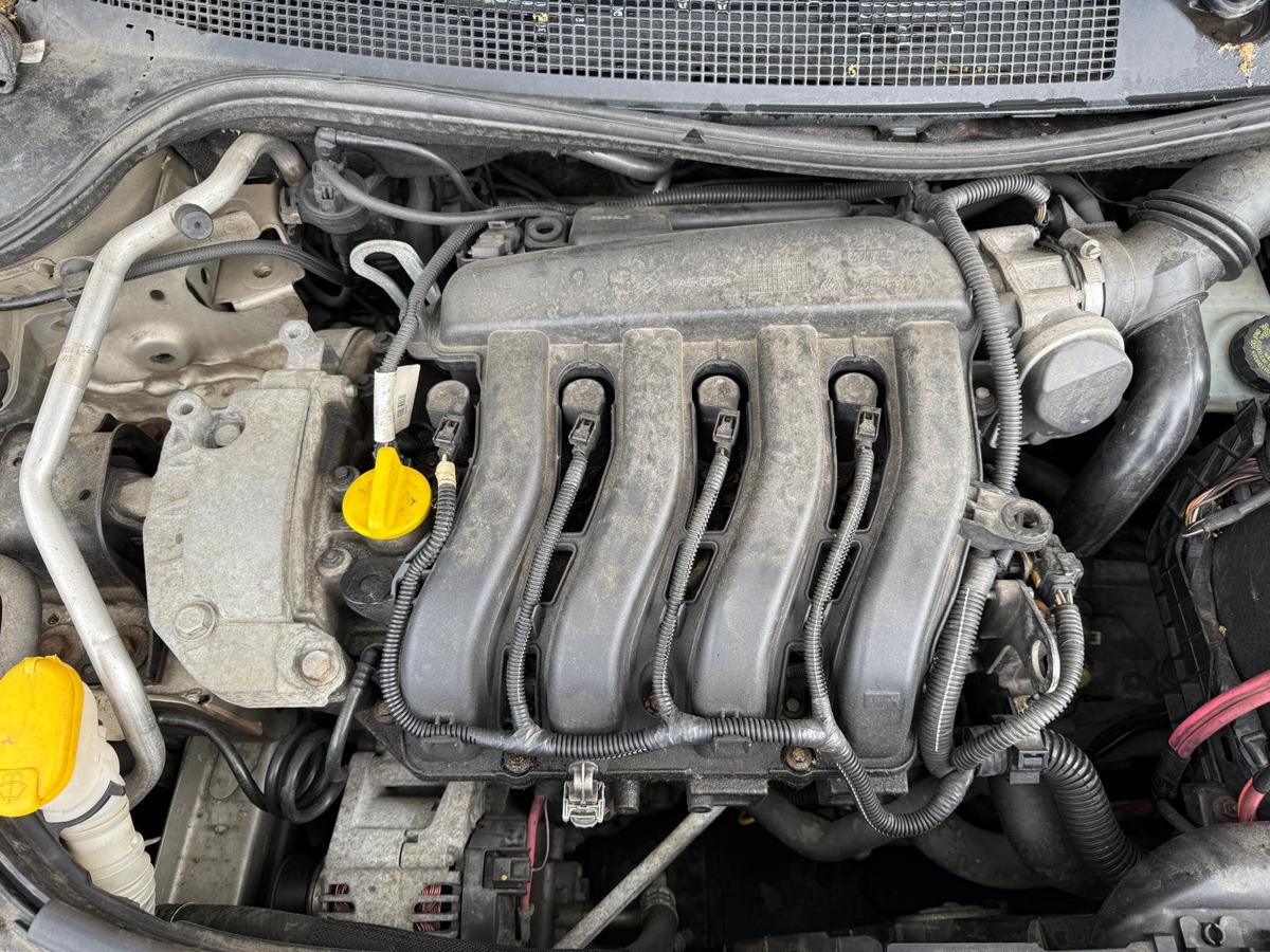 Renault Megane 2 original Motor K4M812 1.6 82kw 174.834km BJ08